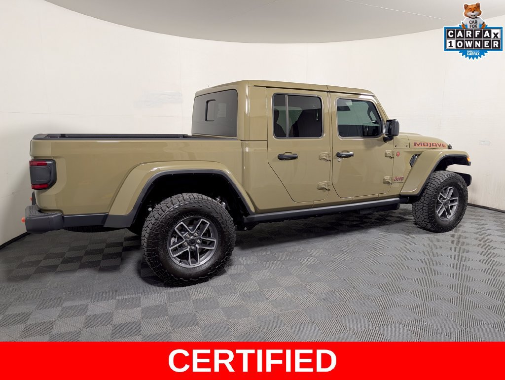 Used 2026 Jeep Gladiator Mojave AWD/4WD image 2