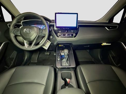 New 2026 Toyota Corolla Cross XLE w/ Convenience Package image 6
