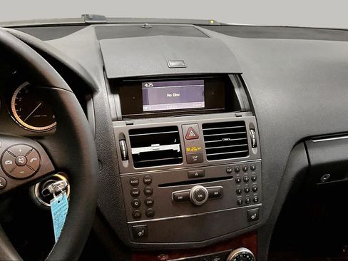 Used 2010 Mercedes-Benz C 300 4MATIC Sedan image 6