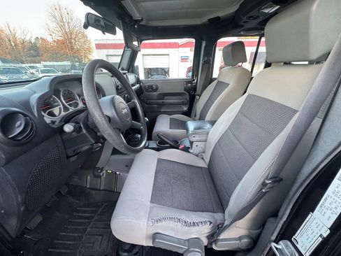 Used 2010 Jeep Wrangler Unlimited Sport w/ Trailer Tow Group image 7