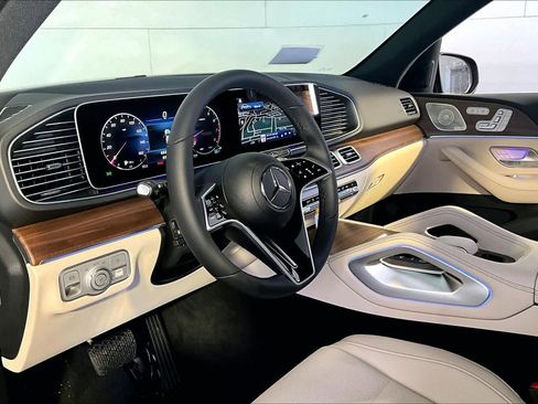 New 2026 Mercedes-Benz GLE 350 4MATIC image 9