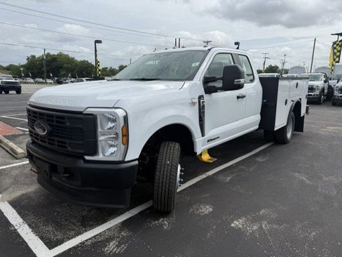New 2026 Ford F350 XL AWD/4WD image 2