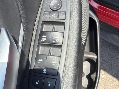 Used 2019 RAM 1500 Big Horn RWD image 10