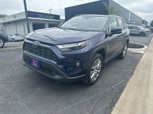 Used 2023 Toyota RAV4 XLE Premium AWD/4WD image 2