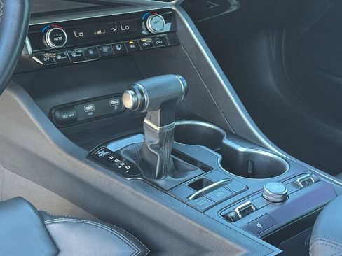 Used 2024 Kia K5 GT-Line image 16