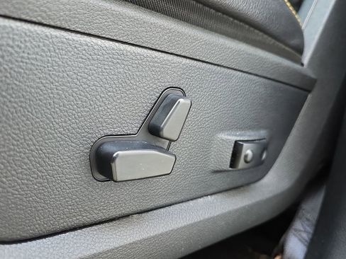 Used 2016 RAM 1500 Sport w/ Black Ram 1500 Sport Group image 35