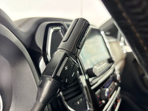 Used 2021 Nissan Titan Platinum Reserve w/ Moonroof Package image 17