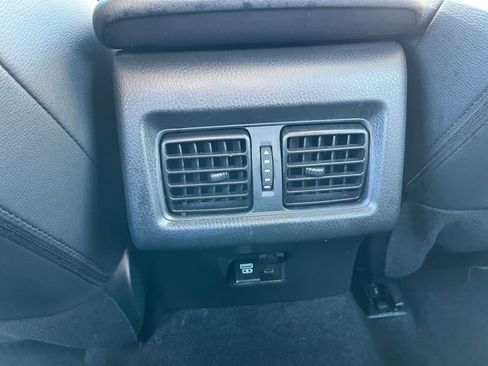 Used 2025 Toyota Camry LE image 24