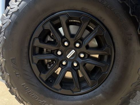 Used 2025 Ford F150 Raptor AWD/4WD image 11