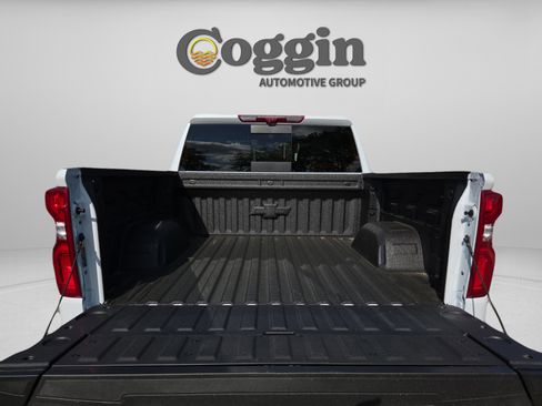 New 2026 Chevrolet Silverado 1500 High Country AWD/4WD image 31