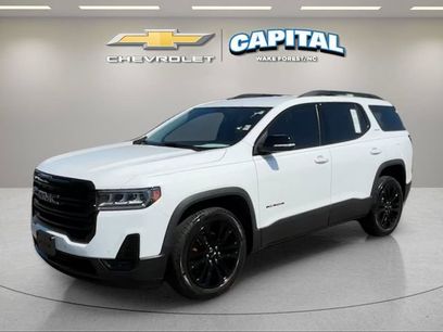Used 2023 GMC Acadia SLE w/ Driver Convenience Package