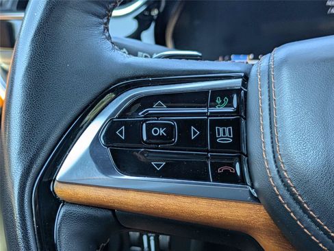 Certified 2024 Jeep Grand Cherokee Summit AWD/4WD image 30