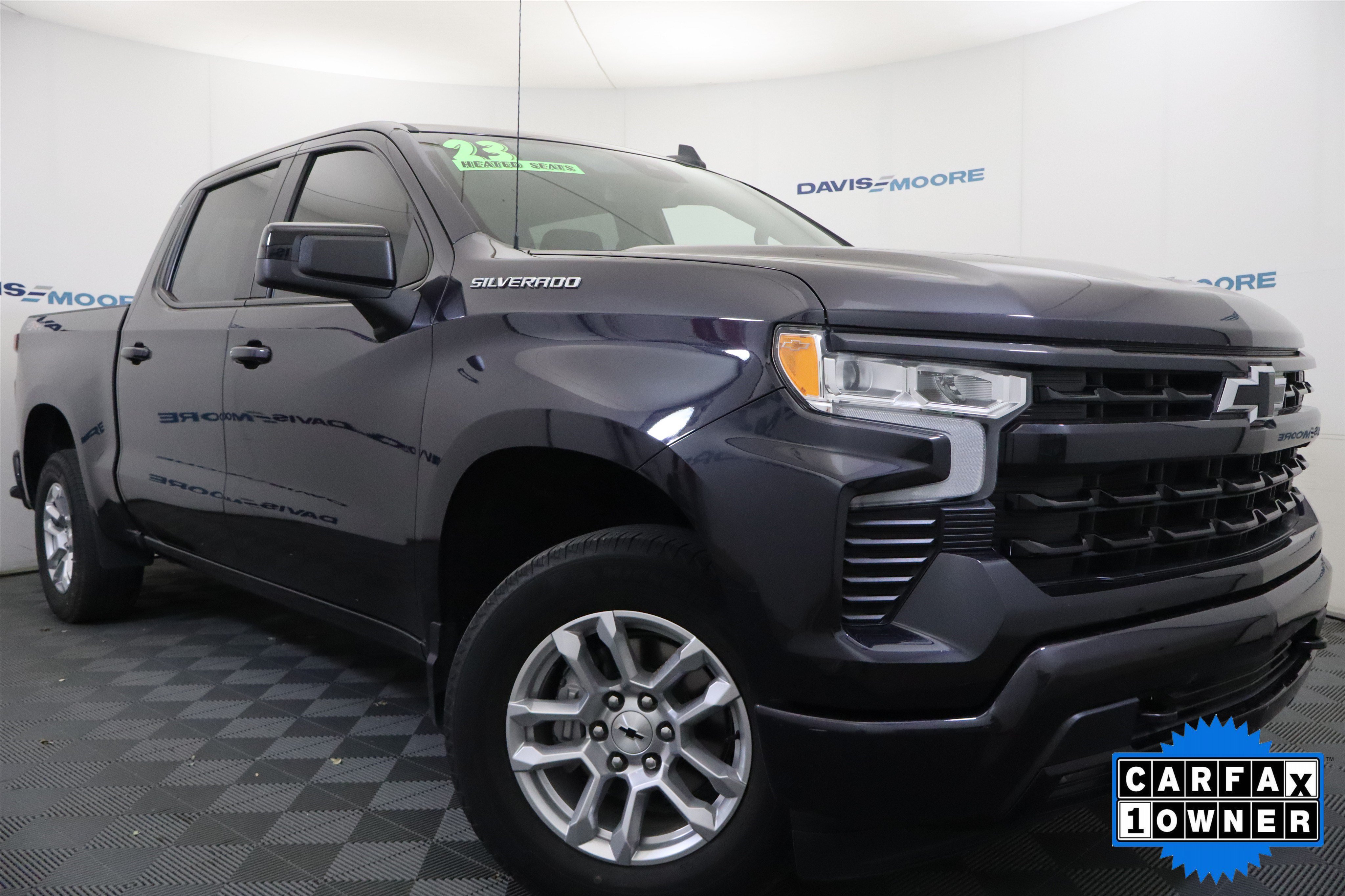 Used 2023 Chevrolet Silverado 1500 RST AWD/4WD image 2