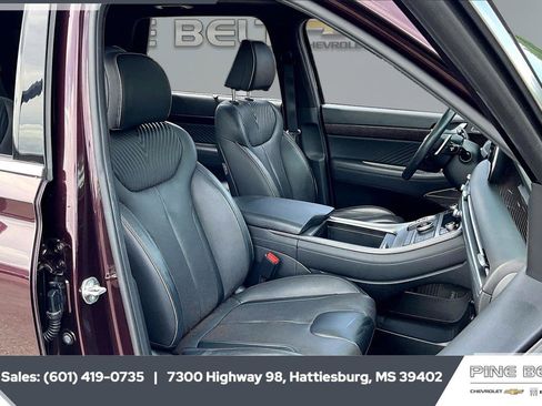 Used 2024 Hyundai Palisade Calligraphy FWD image 6
