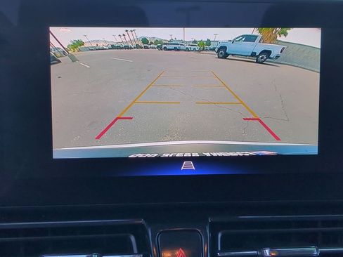 Used 2025 Chevrolet TrailBlazer LT FWD image 17