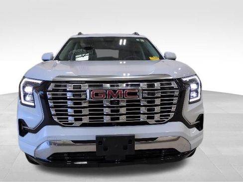 Used 2026 GMC Terrain Denali AWD/4WD image 4