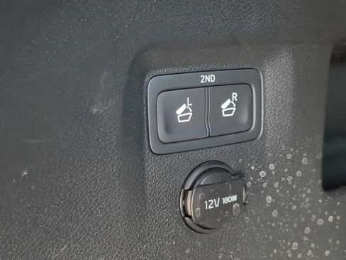 Certified 2022 Kia Telluride SX w/ Towing Package FWD image 34