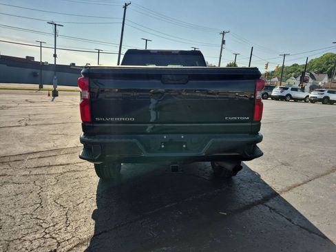 Used 2021 Chevrolet Silverado 2500 Custom w/ Custom Value Package AWD/4WD image 14