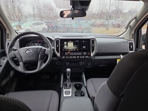 New 2026 Nissan Frontier SV image 5