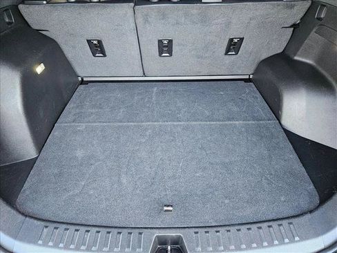 Used 2025 Chevrolet Equinox LT w/ Convenience Package II FWD image 5