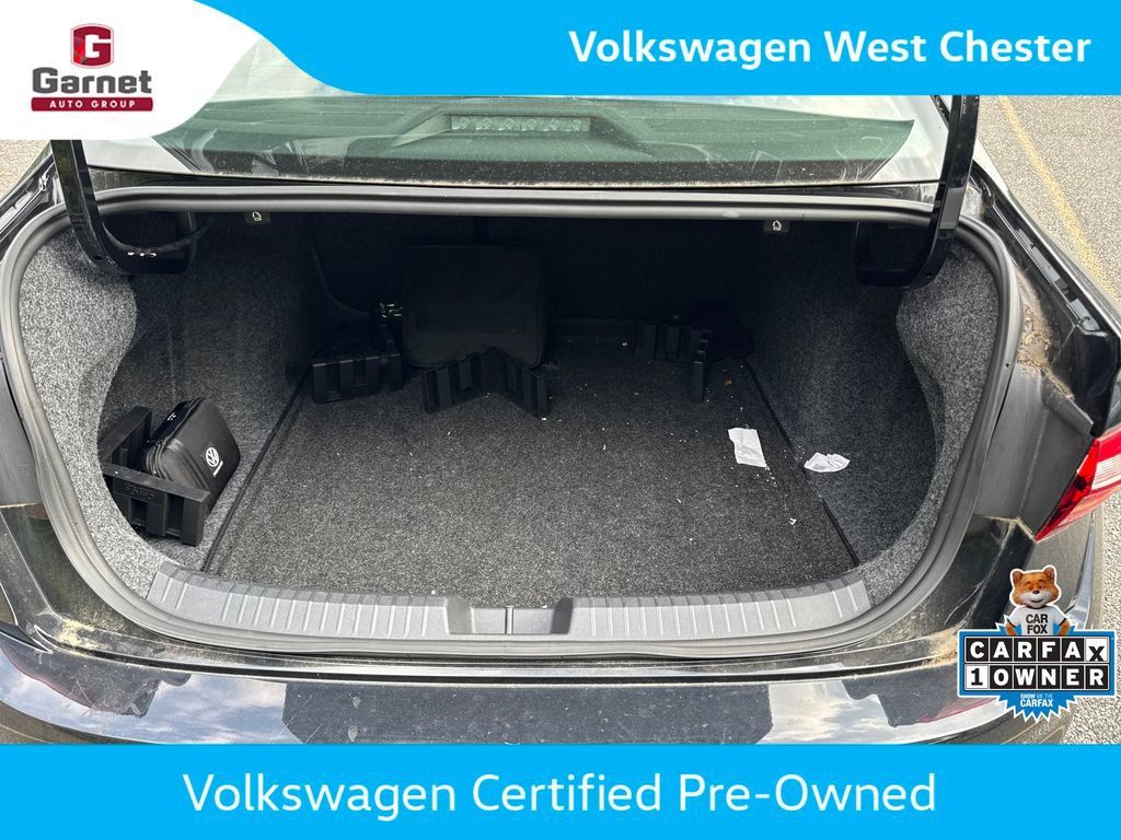 Used 2023 Volkswagen Jetta GLI Autobahn FWD image 15