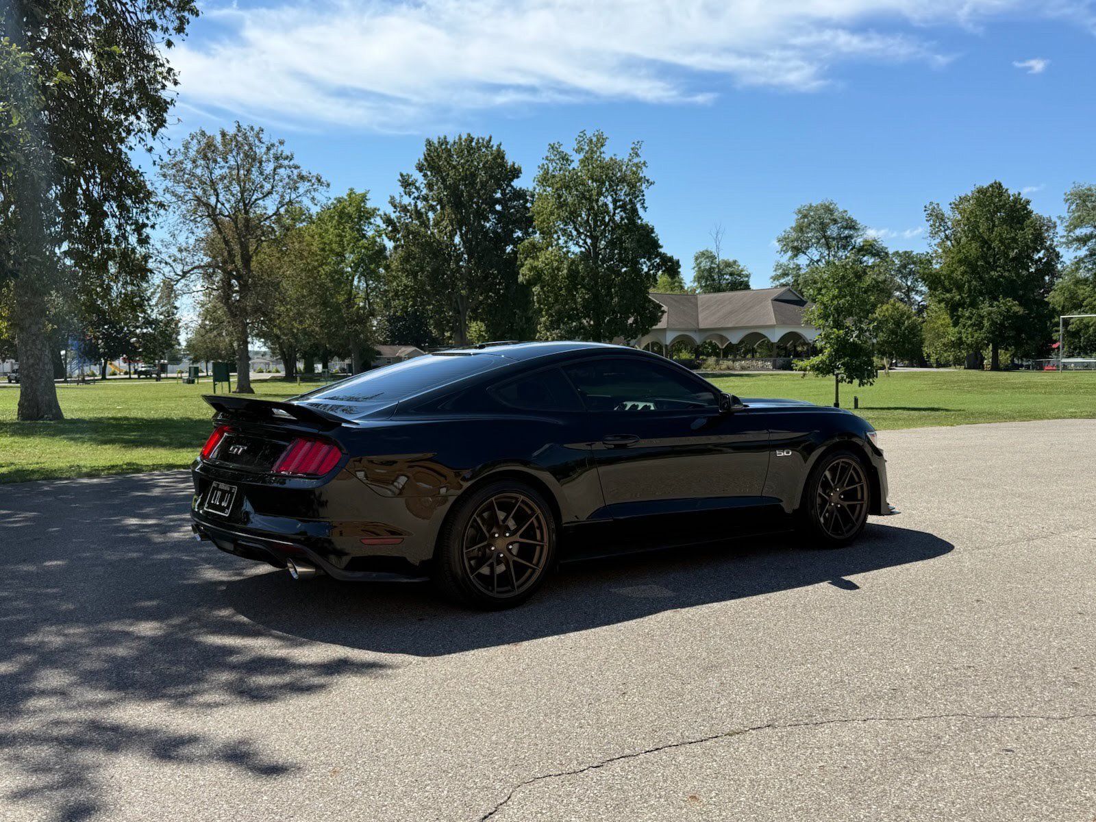 Used 2015 Ford Mustang GT Premium w/ Equipment Group 401A RWD image 7