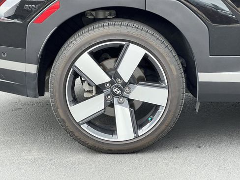 Certified 2024 Hyundai Santa Fe Limited AWD/4WD image 15
