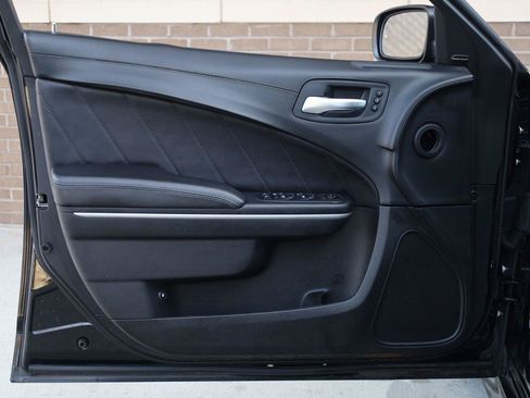 Used 2019 Dodge Charger Scat Pack w/ Plus Group RWD image 13