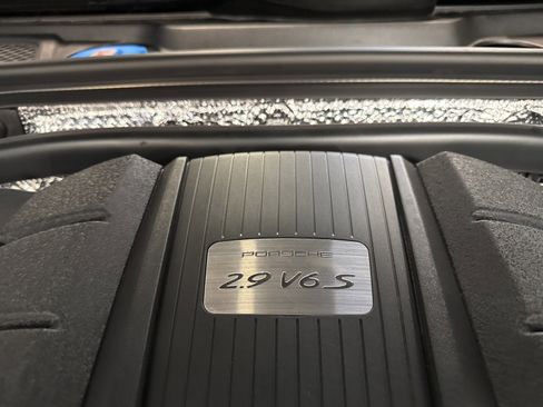 Used 2024 Porsche Macan S image 35