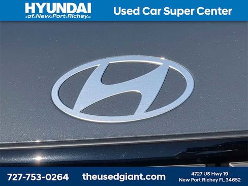 New 2026 Hyundai Santa Fe SEL image 12