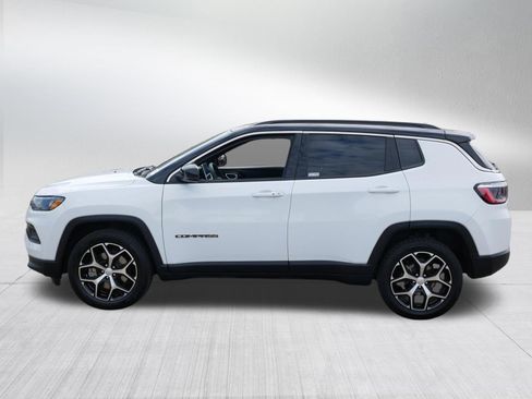 Used 2024 Jeep Compass Limited AWD/4WD image 4
