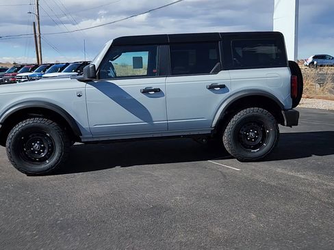 New 2026 Ford Bronco Big Bend image 2