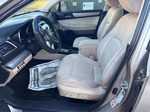 Used 2015 Subaru Legacy 2.5i Premium w/ Moonroof Package image 10