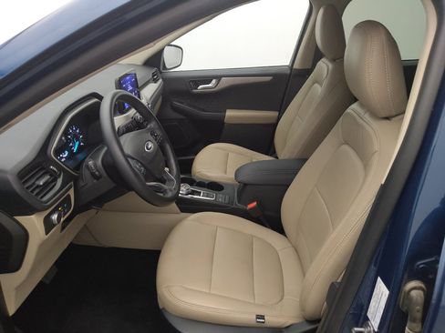 Used 2020 Ford Escape SE FWD image 17
