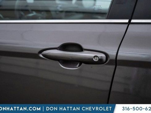 Used 2023 Toyota Camry LE image 27