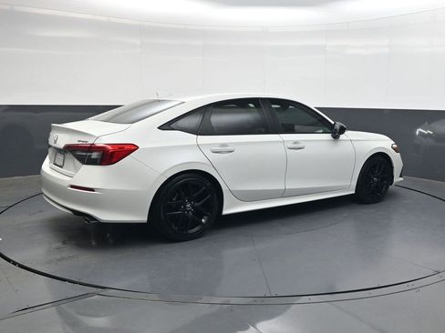 Used 2024 Honda Civic Sport image 4