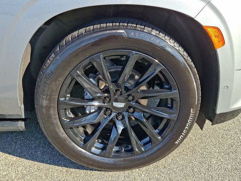 Used 2024 Cadillac Escalade Sport Platinum w/ LPO, ONYX Package AWD/4WD image 8
