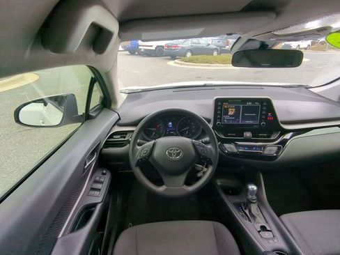 Used 2021 Toyota C-HR LE image 33