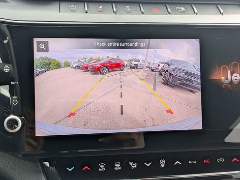 New 2026 Jeep Grand Cherokee Limited AWD/4WD image 23