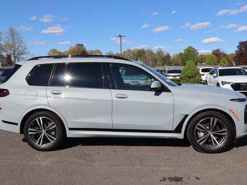 Used 2024 BMW X7 xDrive40i w/ Executive Package AWD/4WD image 5