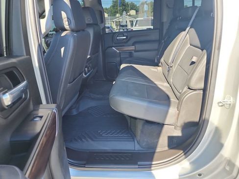 Used 2021 GMC Sierra 2500 SLT w/ SLT Preferred Package AWD/4WD image 30