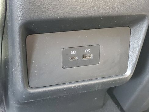 Certified 2023 Nissan Rogue SV image 25