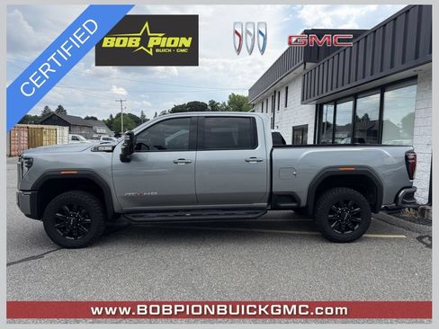 Used 2024 GMC Sierra 2500 AT4 w/ AT4 Preferred Package AWD/4WD image 1