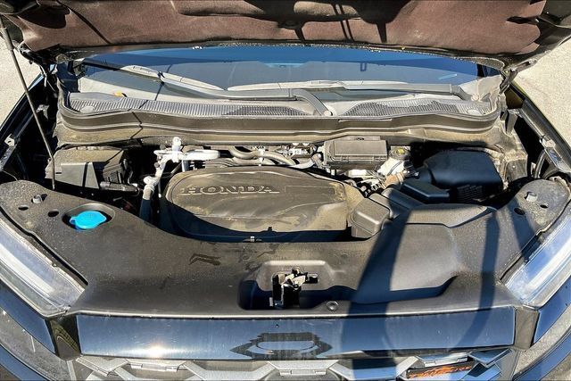 Used 2023 Honda Passport TrailSport image 32