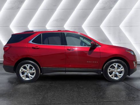 Used 2020 Chevrolet Equinox LT AWD/4WD image 8