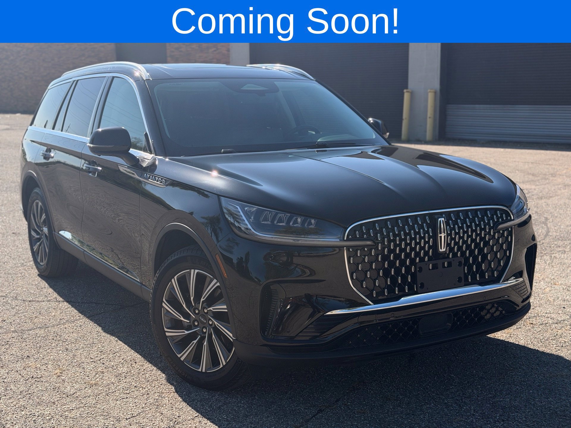 Used 2026 Lincoln Aviator AWD image 1