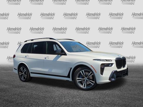 Certified 2025 BMW X7 M60i AWD/4WD image 2