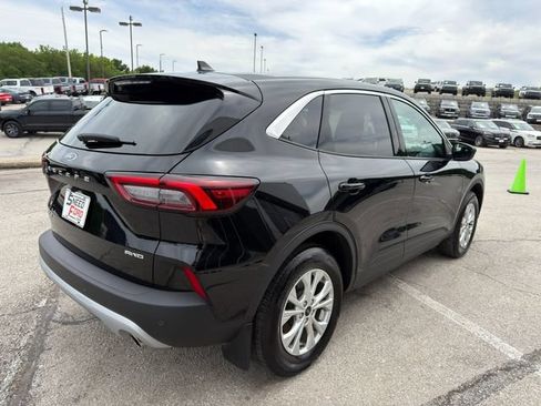 Used 2024 Ford Escape Active w/ Tech Pack #1 AWD/4WD image 7
