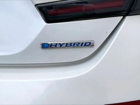 Used 2018 Honda Accord EX-L image 8