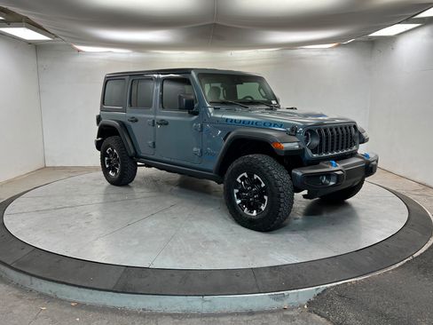 Used 2024 Jeep Wrangler Unlimited Rubicon 4xe w/ Convenience Group image 8